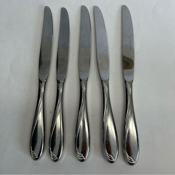 Oneida Other - Oneida Camber Cresta Windswept Scroll 5 Dinner Knives